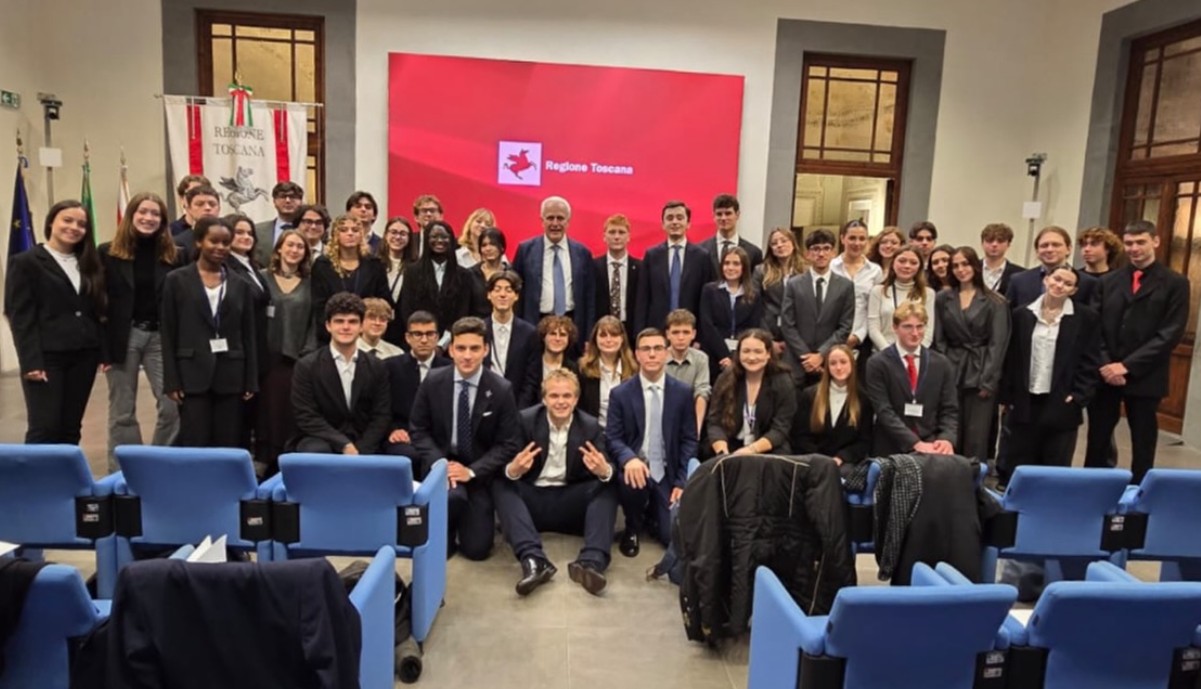 Sergio Angarano del Barsanti di Massa presiede il Parlamento regionale degli studenti