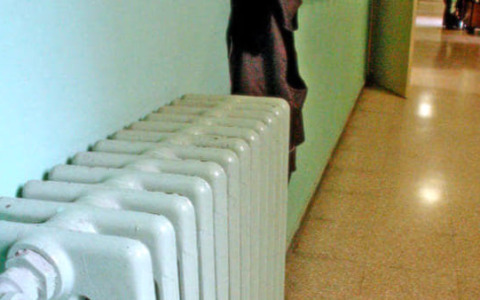 Guasto all’impianto di riscaldamento in una scuola di Massa: 75 alunni a casa