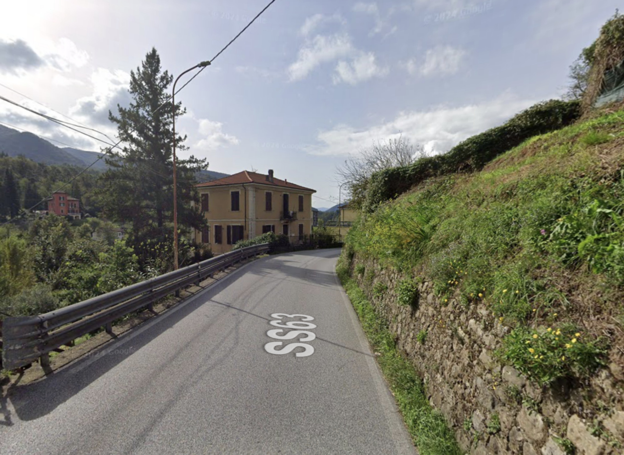 Incidente sulla SS 63: chiusura ad Aulla tra due camion e un’auto