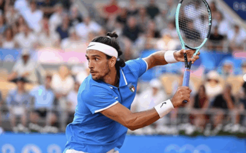 Lorenzo Musetti avanza agli Australian Open superando Collignon