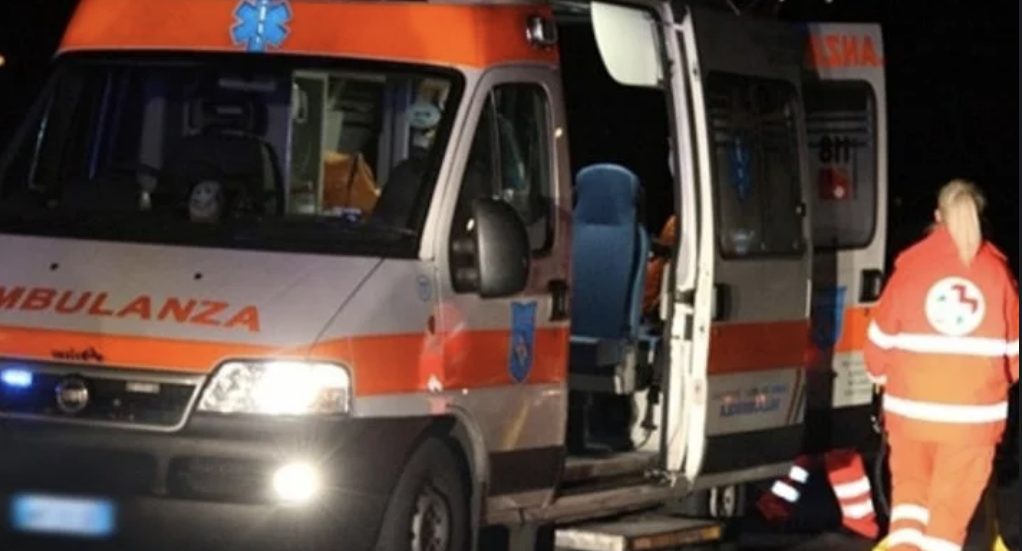 Aggressione mortale a Massa: uomo di 47 anni muore dopo un arresto cardiaco